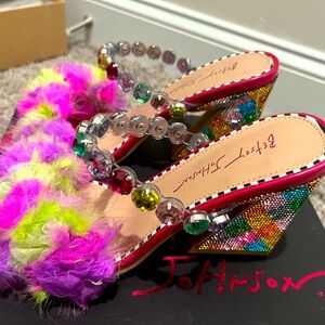 Betsy Johnson “Brand New” Women’s size 9